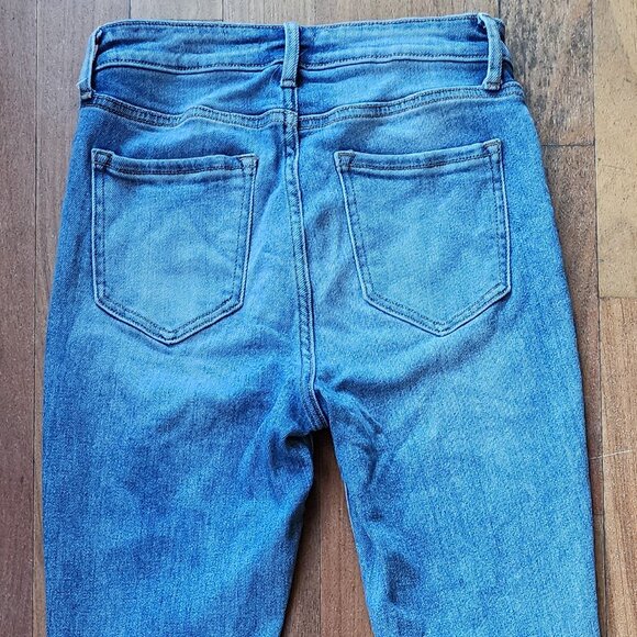 Windsor Light Wash Skinny Destroyed Jeans Size 7 - Picture 12 of 16